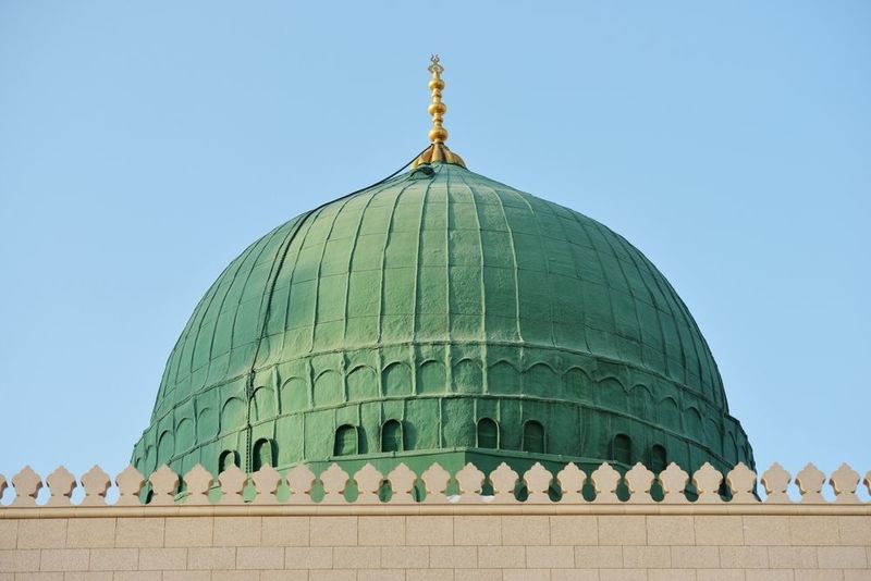 Prophet Muhammad grave and green dome at Nabawi